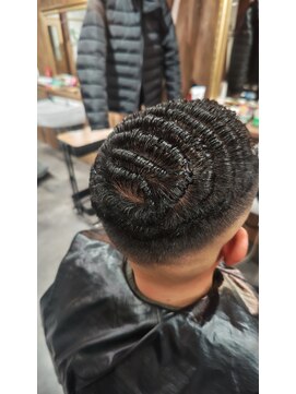 ローカルバーバー モゲ(Local Barber MOGE) 濡れパン