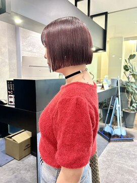 ワン 横浜(ONE005) レッドブラウン/ワインレッド/ボブ/ミニボブ/切りっぱなし