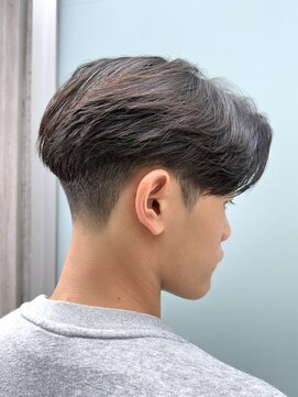 ニコ トウキョウ(nico TOKYO) 曲がる縮毛矯正で作るセンターパート