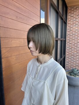 モスト ブリヤン(MOST BURYAN) マッシュボブ×オリーブベージュカラー