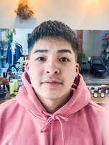 ミスターマウントロックバーバーショップ(MR.MT.ROCK BARBER SHOP) クロップ スキンフェード