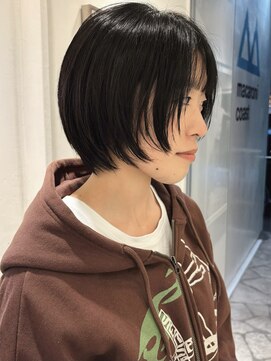 マカロニコースト(macaroni coast) 前髪あり レイヤーショートボブ 長めレイヤーショート