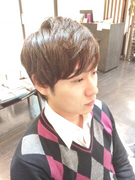 オムヘアーバイグルーマーズ(HOMME HAIR by GROOMER/S) 大人用ナチュラルアシメ【水道橋メンズサロン】