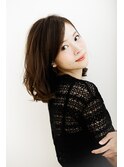 大人の伸ばしかけボブ