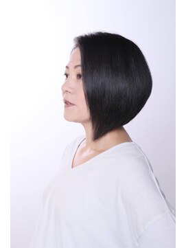 ソーホー ニューヨーク シズオカ(SOHO newyork SHIZUOKA) 黒髪で美髪レイヤーボブ