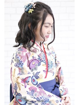 ヘアメイク アヴァロン 橋本店(HAIR MAKE Avalon) 【Avalon橋本】フェミニンハーフアップ［橋本/橋本駅］