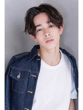 ケイト(kate) [kate] 大宮☆ センターパートショート×ダークアッシュ