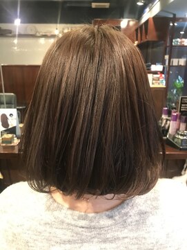 プレゼンス ネイヴィ(PRESENCE NAVY) ミディアム/ロブヘア/マロンベージュ/オーガニックカラー