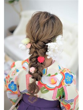 リサ 恵比寿(risa.) 袴と合わせても可愛い編み下ろし＊