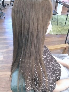 レジスタヘアーワークス (REGISTA hair works)の写真/【オリジナルシャンプー開発】サロントリートメント+自宅ケアでダメージを改善！理想のカラーが長持ち♪