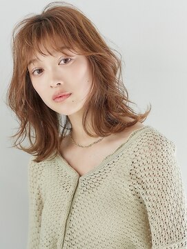 フォンズ(FONS) 透明感シアーベージュ×フリルレイヤーミディ くびれミディアム