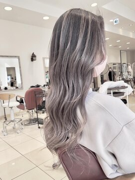 クアトログランシュ ひたちなか店(QUATRO×GranCieux) シャドールーツ