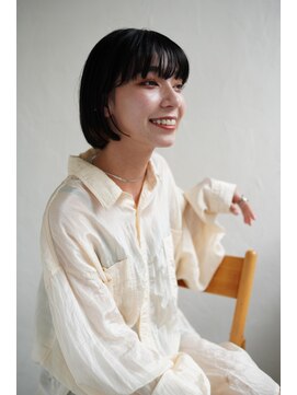 ジュール 新宿三丁目(Joule) 黒髪ロング/グレーベージュ/レイヤーロング/新宿駅