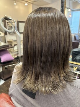 オーパスアミカ(OPUS AMICA) クールグレージュカラー