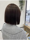 しっかり伸ばして切りっぱなしボブ