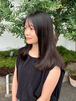 リリー(Rilie)&nbsp;顔周りレイヤーカット/似合わせ/ダークブラウン/透明感