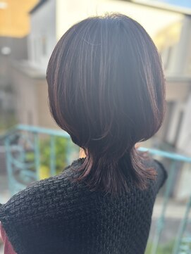 エミタス 三年坂(Emitas) マッシュウルフ×レッドカラー