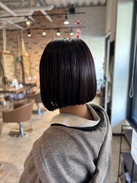 スペックホルダー(Spec Holder) 切りっぱなしボブ11.29