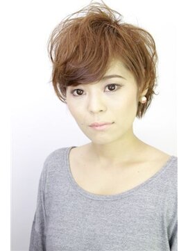 キッシュ(Quiche) ふんわりボリュームなシルエットで優しげな雰囲気に