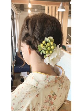 レア(Lea) アレンジ・和装ヘアスタイル