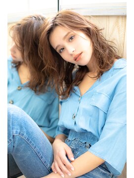 アヴァンス 光明池店(AVANCE.) ナチュラルミディアムヘア×柔らかベージュ