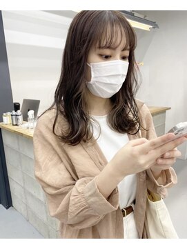 チーカ(chica) インナーアッシュブラウン×ミルクティーベージュ