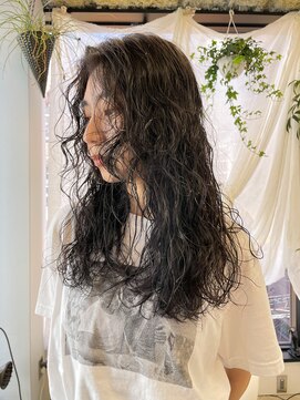 ドーター(daughter) 【daughter 尾花】ロングパーマ