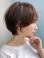 ビュー フクオカ(VIEW FUKUOKA)&nbsp;美髪にオトナかわいいホワイトグレージュネビージュショートボブ
