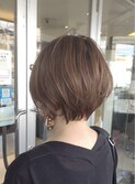 ショートボブかきあげ前髪ベージュブラウン