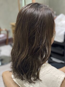 ジル(JiL) ミディアム×アッシュブラウンカラー