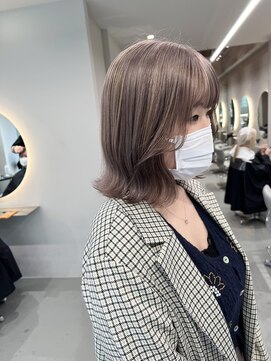 ソル ジングウマエ(SOL JINGUMAE) ミルクティーグレージュ