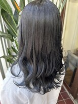 アン(Hair make un)&nbsp;ブルージュグレー【インナーカラー/ダブルカラー/ブリーチ/韓国