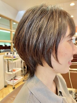 ソラ(sora) ショートウルフ