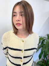 スリー(THREE) 透明感切りっぱなしボブ