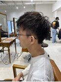 ツーブロックショート刈り上げアップバングニュアンスパーマ