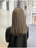 ハイトーングレージュ