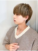 ナチュラルマッシュショート刈り上げベージュカラー