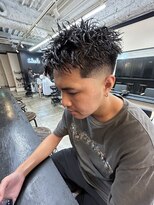 スパイキーショート