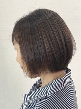 ヘアーアンドビューティーガーデン(HAIR AND BEAUTY GARDEN) 栃木大人ショートボブグレイカラー白髪染め白髪ぼかしハイライト
