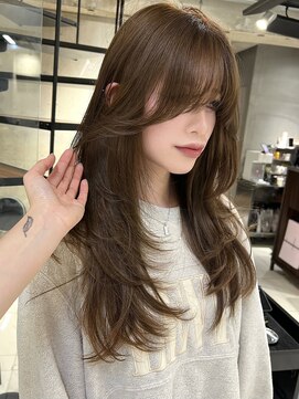 サイン 表参道(SIGN) 韓国ヘアーハッシュカットレイヤーカットグレージュブリーチ無し