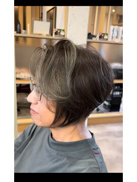 グロウ ツクバ(GLOW TSKUBA) 秋グレージュ