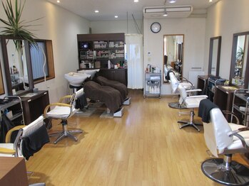 ヘアカラー専門店 キレイの写真/髪のお悩みご相談ください♪360度どこから見ても"キレイ"な自分に出会える◎早い時間からオープンしてます