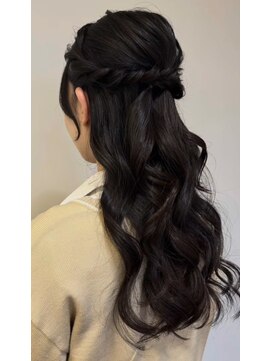 アズワンクミノキ(As:one kuminoki) ハーフアップ　卒業式ヘア