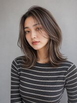トリニティ(trinity)&nbsp;ブリーチ ハイライト アッシュグレー グレージュ レイヤーカット