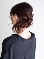 ヘアアンドエステ ヒロイン 西麻布本店(Hair&Esthe HIROIN)&nbsp;『HIROIN西麻布本店』綺麗めアレンジヘア(３枚目は参考レングス)