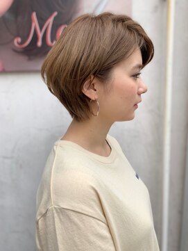 マリアバイアフロート(Maria by AFLOAT) 流しバング丸みひし形ショートボブディ