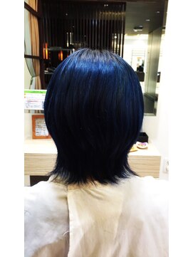 ヴィセ(atelier visse) ショート×ブルー