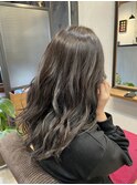 グレーアッシュカラー×ロング【岩本大樹】