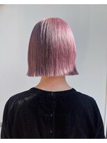 シイ(SIE)&nbsp;ピンクパープル×切りっぱなしボブ