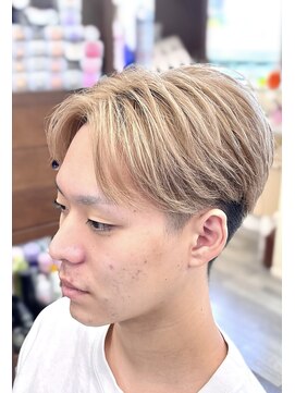 ルアナ タヤマ(Ruana TAYAMA) センターパート＋ミルクティーカラー